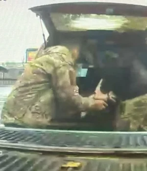 Затримано військового, який намагався торгував кулеметами