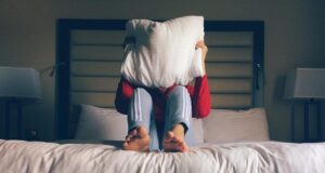 Як налагодити сон людям за 50 років: експерти дали 6 корисних порад Як-налагодити-сон-людям-за-50-років:-експерти-дали-6-корисних-порад