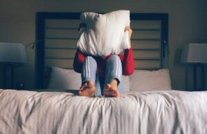 Як налагодити сон людям за 50 років: експерти дали 6 корисних порад Як-налагодити-сон-людям-за-50-років:-експерти-дали-6-корисних-порад