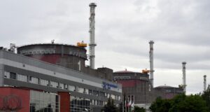 Україна закликає до припинення бойових дій біля атомних об’єктів на заході ООН Україна в ООН закликала негайно припинити воєнні дії поблизу ядерних об’єктів
