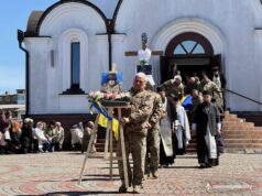 Прощання з воїном Сергієм Марчуком у Нововолинську Нововолинська-громада-провела-у-останню-земну-дорогу-Героя-Сергія-Марчука