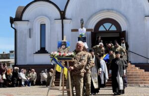 Прощання з воїном Сергієм Марчуком у Нововолинську Нововолинська-громада-провела-у-останню-земну-дорогу-Героя-Сергія-Марчука