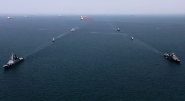 США планують відновлення судноплавства в Ормузькій протоці США-заявили-про-можливе-відновлення-судноплавства-в-Ормузькій-протоці-без-повного-розмінування