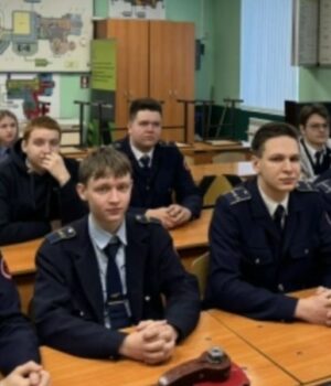 «На-м’ясо-підеш»:-як-російських-студентів-змушують-йти-на-війну-проти-України