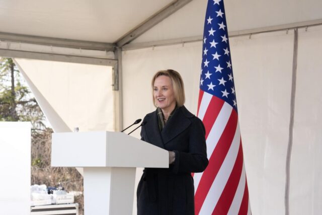 Посол США в Україні залишить свою посаду через розбіжності з Трампом, – FT Посол-США-в-Україні-залишить-свою-посаду-через-розбіжності-з-Трампом,-–-ft