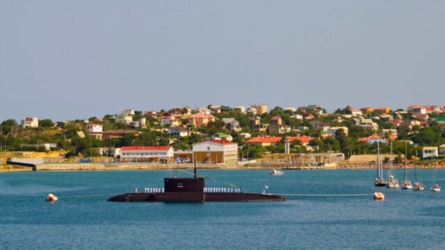 Активізація атак ЗСУ на військові об’єкти Росії в Криму: результати та наслідки Чому-Крим-став-вразливим?-Експерти-про-«вікно»-в-російській-обороні