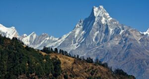 Снігові вершини Гімалаїв змінюють колір: це викликає занепокоєння серед вчених Снігові-вершини-Гімалаїв-змінюють-колір:-це-викликає-занепокоєння-серед-вчених