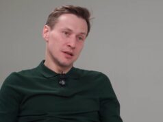 Зірка “Кріпосної” розлучився з дружиною після 10 років шлюбу та назвав причину Зірка-“Кріпосної”-розлучився-з-дружиною-після-10-років-шлюбу-та-назвав-причину