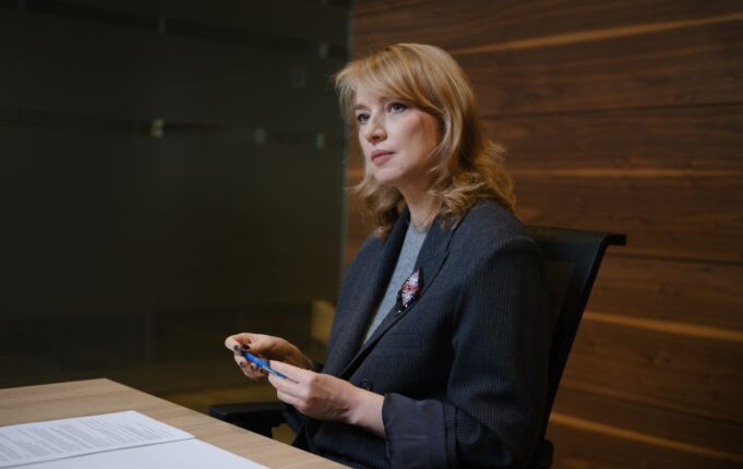 Верховна Рада підтримала законопроєкт щодо відновлення конкурсного відбору на посади державної служби Рада підтримала повернення конкурсів на посади держслужби