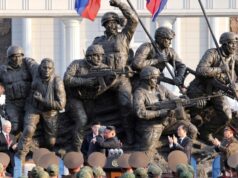 Північна Корея вшановує загиблих солдатів, які воювали на стороні Росії в Україні Північна-Корея-вшановує-деяких-своїх-солдатів,-які-загинули-у-російсько-українській-війні.-А-як-щодо-решти?