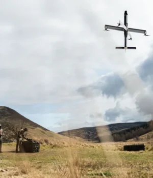 ЗСУ-можуть-отримати-рої-дронів-зі-штучним-інтелектом,-virtus-і-vector-вже-тестують-як-єдину.