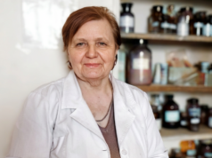 Ольга Березан святкує 75-річчя: вітання від громади Нововолинська Почесна-громадянка-Нововолинської-громади-Ольга-Березан-відзначає-75-річчя:-вітання-з-ювілеєм