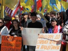 Акція проти корупції в Україні відбулася у Вроцлаві: учасники отримували гроші за участь Картинка-для-російської-пропаганди-чи-реальна-боротьба?-Що-стоїть-за-акціями-українців-у-Польщі