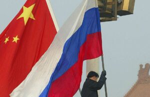Китай постачає Росії понад 90% підсанкційних технологій, попри санкції ЄС Росія через Китай отримує 90% технологій, але ЄС не хоче посилювати санкції, – Bloomberg