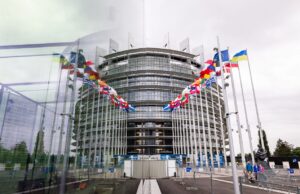 Європарламент підтримав створення спеціального трибуналу для розслідування агресії Росії проти України Європарламент підтримав створення спецтрибуналу для РФ