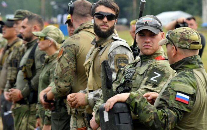 Критична нестача катерів у російських окупантів у дельті Дніпра на Херсонщині Росія не може наступати в дельті Дніпра Херсонської області: “АТЕШ” дізналося причину
