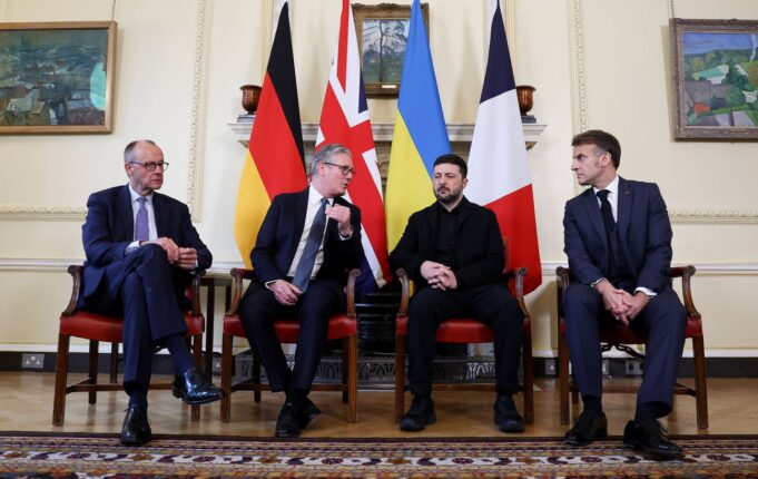 Зусилля Зеленського щодо вступу України в ЄС стикаються з опором європейських лідерів Позиція Зеленського щодо вступу України до ЄС викликала роздратування в Європі, – FT