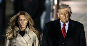 Трамп: Меланія ненавидить, коли я танцюю під пісню, яку називають “гімном гомосексуалістів” Трамп:-Меланія-ненавидить,-коли-я-танцюю-під-пісню,-яку-називають-“гімном-гомосексуалістів”