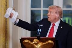 Дональд Трамп і його спадщина: перейменування об’єктів та нові ініціативи Іменем-Трампа.-Як-президент-США-закарбовує-себе-у-памʼятках-і-будівлях