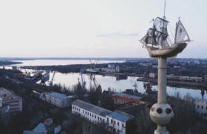 Балістичний удар по Миколаєву: двоє постраждалих Ворог-атакував-Миколаїв-балістикою,-двоє-людей-постраждали