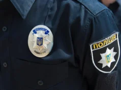 Бійка між чоловіками та підлітками у Святопетрівському: поліція розслідує інцидент Під-Києвом-між-чоловіками-та-підлітками-виникла-бійка,-поліція-встановлює-обставини