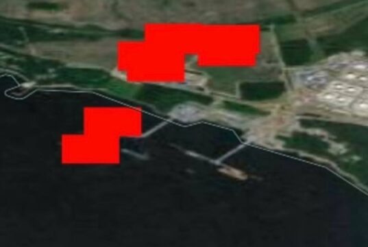 Зеленський отримав звіт про успішну атаку на порт Приморськ Радіо-Свобода-weekly:-СБУ-повідомила-про-ураження-ракетного-корабля-РФ-у-Фінській-затоці