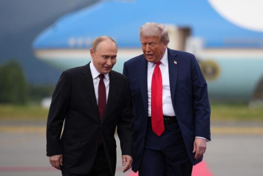 Трамп може піти на зближення з Росією, але далеко зайти не зможе, – історик Трамп-може-піти-на-зближення-з-Росією,-але-далеко-зайти-не-зможе,-–-історик