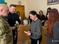 У Нововолинську вшанували пам’ять загиблих захисників Трьом-Героям-посмертно-присвоєно-державні-нагороди