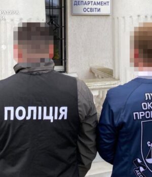 Керівництво-ліцею-в-Луцьку-підозрюють-в-організації-схеми-фіктивного-працевлаштування