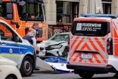 Автомобіль в’їхав у натовп у Лейпцигу: двоє загиблих та 22 постраждалих Автомобіль-в’їхав-у-натовп-у-німецькому-Лейпцигу-–-двоє-загиблих