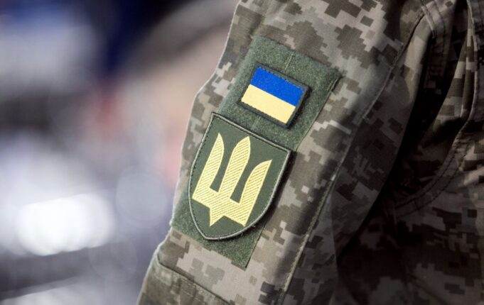 ЗСУ спростовують причетність командира 155 ОМБР до побиття військового Скандал у ЗМІ через відео з побиттям військового командиром: у ЗСУ дали пояснення