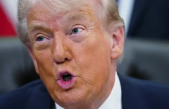 Трамп про зростання цін на нафту: прийнятна плата за ядерне роззброєння Ірану Невелика-ціна-за-порятунок-від-ядерної-зброї-–-Трамп-про-зростання-вартості-бензину
