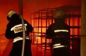 Ракетний удар по Дніпру: загиблі та поранені серед цивільних Окупанти обстріляли Дніпро балістикою: є загиблі та поранені