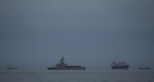 США заявили про завершення наступальної фази війни з Іраном: у Ормузькій протоці знову атакували судно США-заявили-про-завершення-наступальної-фази-війни-з-Іраном:-у-Ормузькій-протоці-знову-атакували-судно