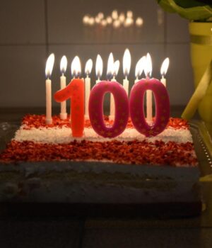 Як-дожити-до-100-років:-експерти-з-довголіття-поділилися-порадами