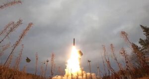 Росія закриває полігон “Кура” для випробувань ракет напередодні параду в Москві Росія розпочинає випробування ракет, які можуть нести ядерний заряд