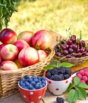 Потужний-удар-по-організму:-названо-продукти-з-найбільшим-вмістом-пестицидів