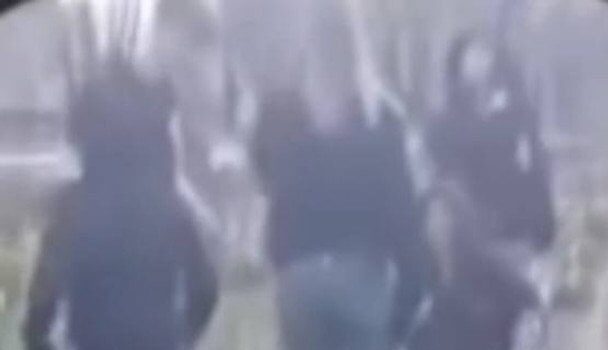 Змушували ставати на коліна: у Польщі жорстоко познущалися з українських дітей Змушували-ставати-на-коліна:-у-Польщі-жорстоко-познущалися-з-українських-дітей