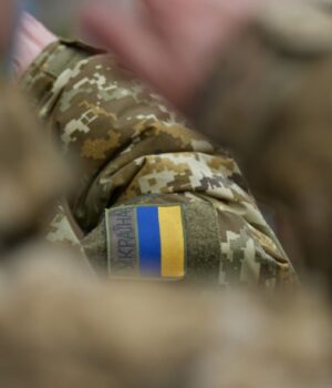 Кабмін спростив проживання в Україні іноземців із ЗСУ та Нацгвардії