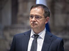 Володимир Мединський отримав 10 років ув’язнення за антиукраїнський підручник Мединський отримав вирок за антиукраїнський підручник