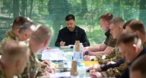 Засідання Зеленського щодо безпеки на Дніпровщині: акцент на захист інфраструктури та РЕБ Зеленський-зібрав-нараду-щодо-безпекової-ситуації-на-Дніпровщині.-Говорили-про-захист-інфраструктури-та-посилення-РЕБ