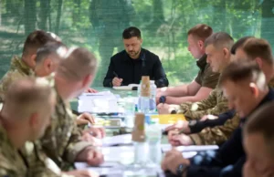 Засідання Зеленського щодо безпеки на Дніпровщині: акцент на захист інфраструктури та РЕБ Зеленський-зібрав-нараду-щодо-безпекової-ситуації-на-Дніпровщині.-Говорили-про-захист-інфраструктури-та-посилення-РЕБ