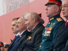 Парад у Москві 9 травня: особливості та зміни у форматі Без-військової-техніки,-але-з-корейцями-Парад-у-москві-9-травня-став-найскромнішим-–-тривав.