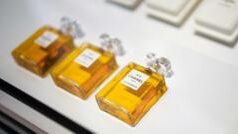 Як купувати парфуми по-французьки: поради від експертки з Парижа Як-купувати-парфуми-як-парижанка