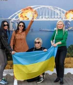 Страх-замість-парадів.-Путінський-культ-9-травня-дав-тріщину-в-окупованому-Криму
