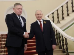 Кремль спростував інформацію про передачу послань між Фіцо та Зеленським У-кремлі-заявили,-що-Фіцо-не-передавав-путіну-жодних-послань-від-Зеленського