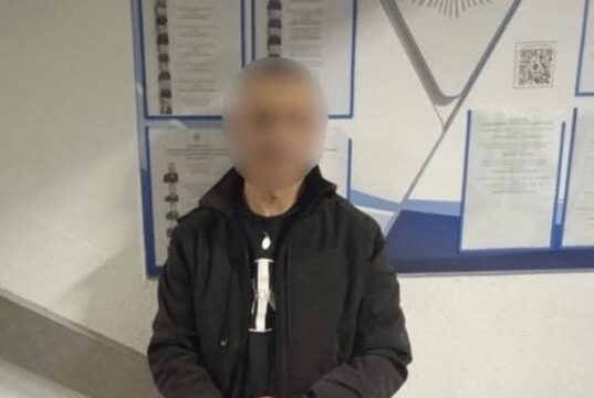 «Приставив ножа до горла»: у Львові чоловік взяв у заручниці 13-річну дівчинку, побачивши ТЦК «Приставив-ножа-до горла»:-у Львові-чоловік-взяв-у заручниці-13-річну-дівчинку,-побачивши-ТЦК