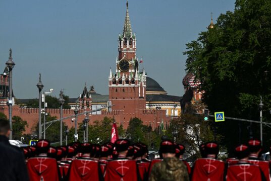 Японія планує відправити делегацію до Росії для підтримки бізнесу Японія наприкінці травня направить до Росії своїх чиновників: яка мета візиту