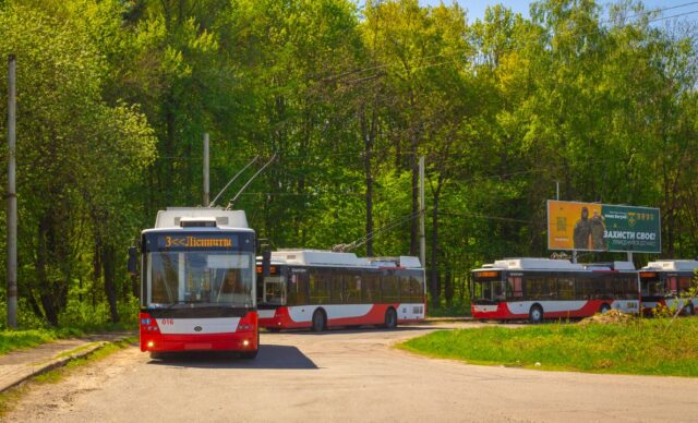Поліція розслідує, як приватизували земельну ділянку із тролейбусною інфраструктурою під Луцьком Поліція-розслідує,-як-приватизували-земельну-ділянку-із-тролейбусною-інфраструктурою-під-Луцьком