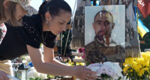 Матері, які втратили чоловіків на війні: історія Ірини Лати-Хомицької День-матері-Любити,-чекати,-втрачати,-самій-виховувати-дітей.-Історія-Ірини-Лати
